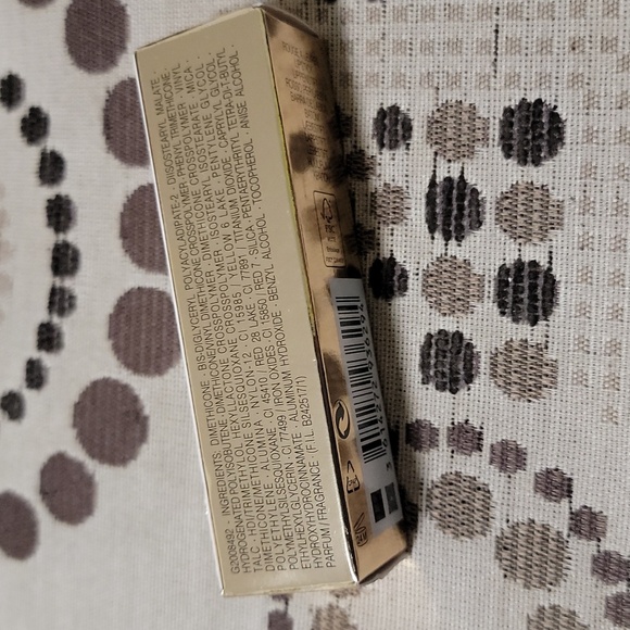 YSL Tatouage Couture Velvet Cream Mattr Stain in 212 Rouge Rebel 6ml - Picture 4 of 8